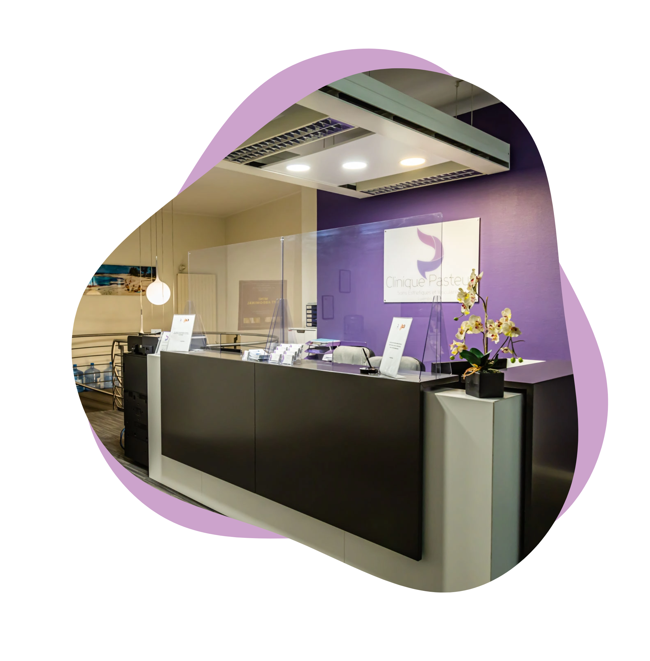 médecin en consultation avec un patient